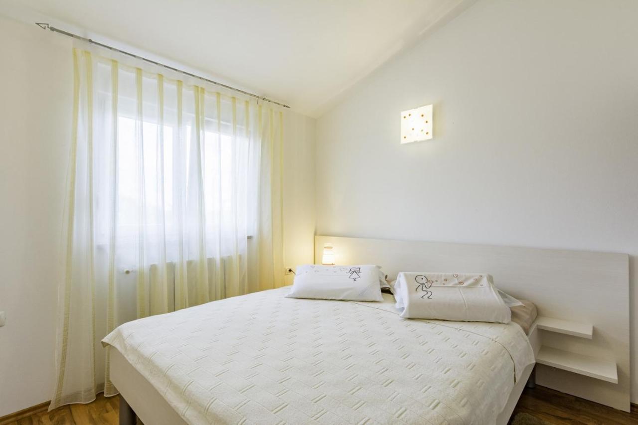 Bozica House With Apartment อูมัค ภายนอก รูปภาพ